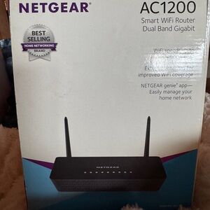 NETGEAR AC1200 Dual Band Router - Black